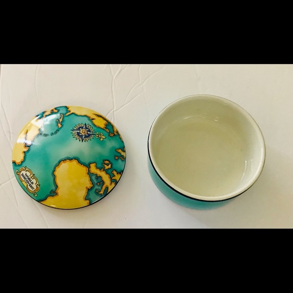 New Tiffany & Co. Tauck Porcelain Trinket Box … - Picture 10 of 16